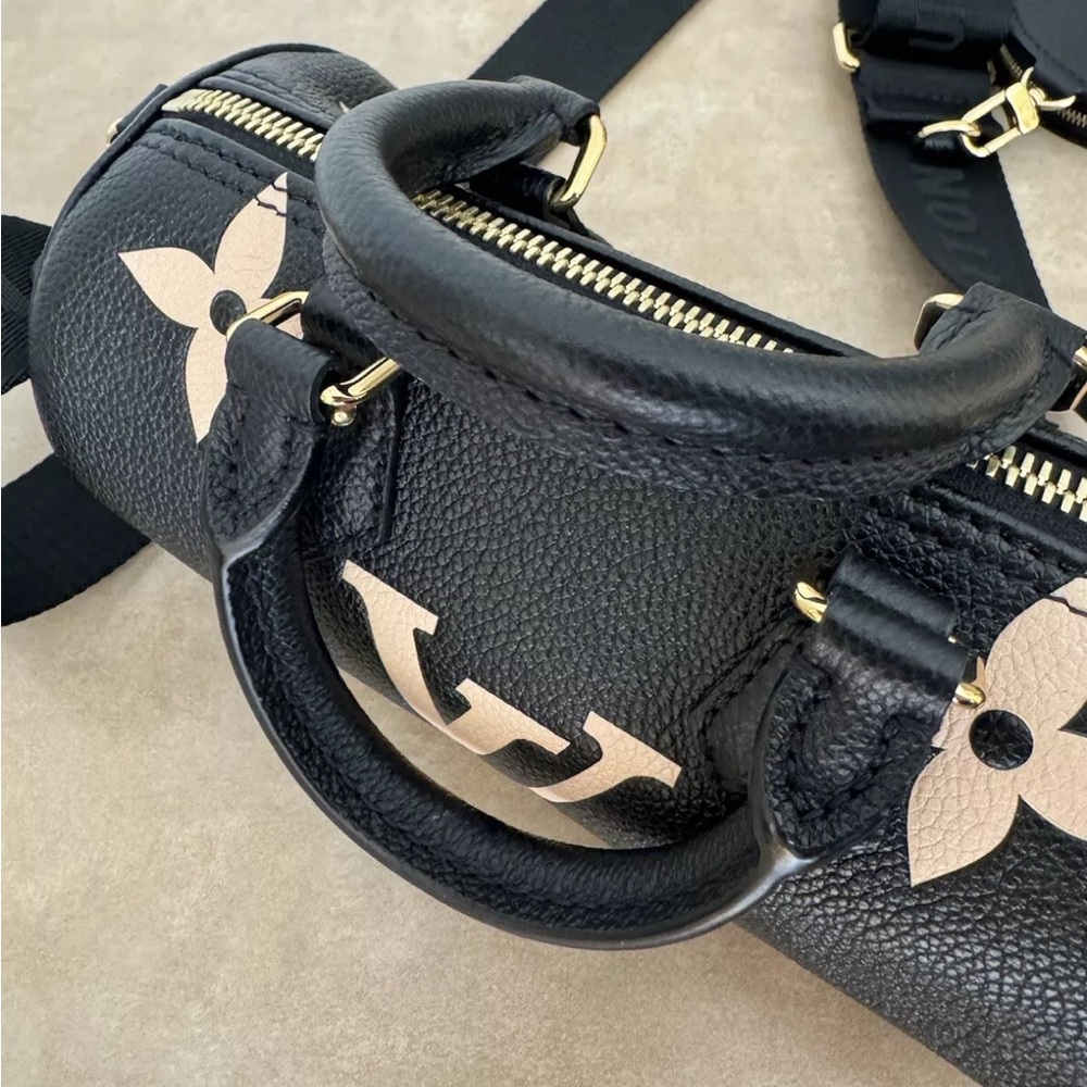 Louis Vuitton Empreinte Monogram Papillon BB Black & Beige - Picture 7 of 16